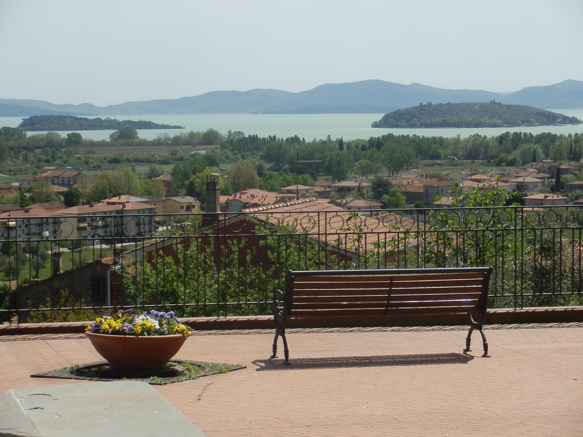 Appartamento Oscar Tuoro sul Trasimeno Exterior foto